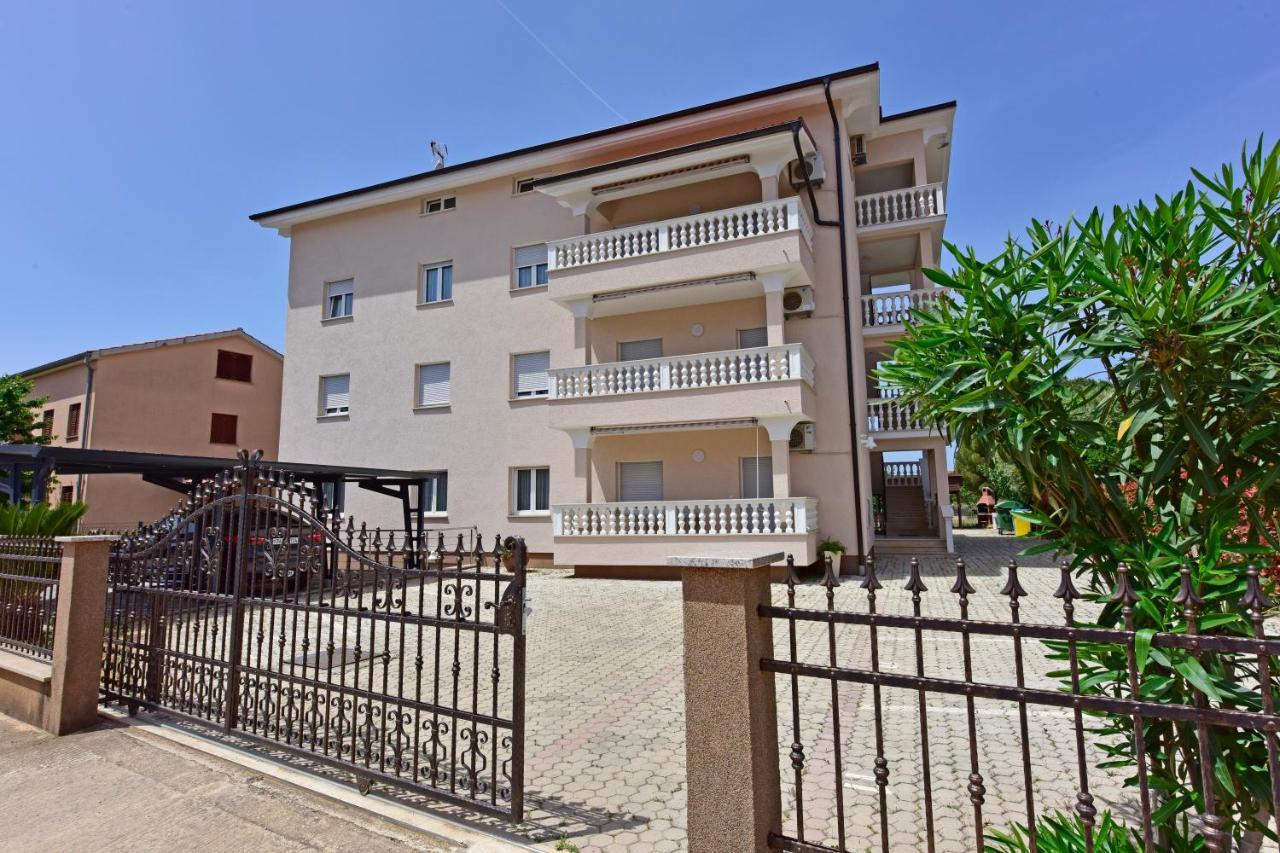 Apartments Elin Sofia Poreč Extérieur photo