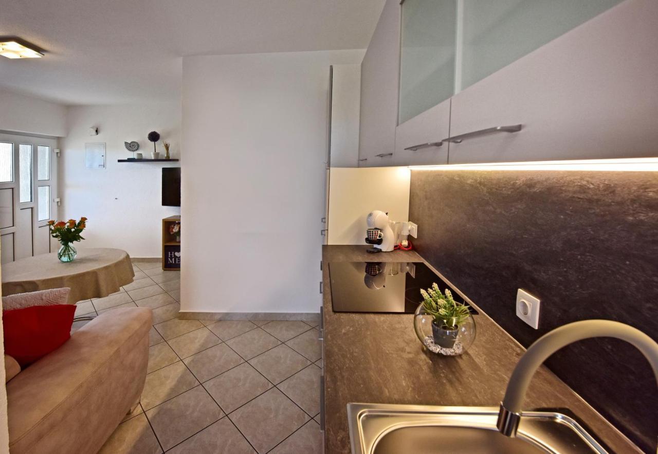 Apartments Elin Sofia Poreč Extérieur photo