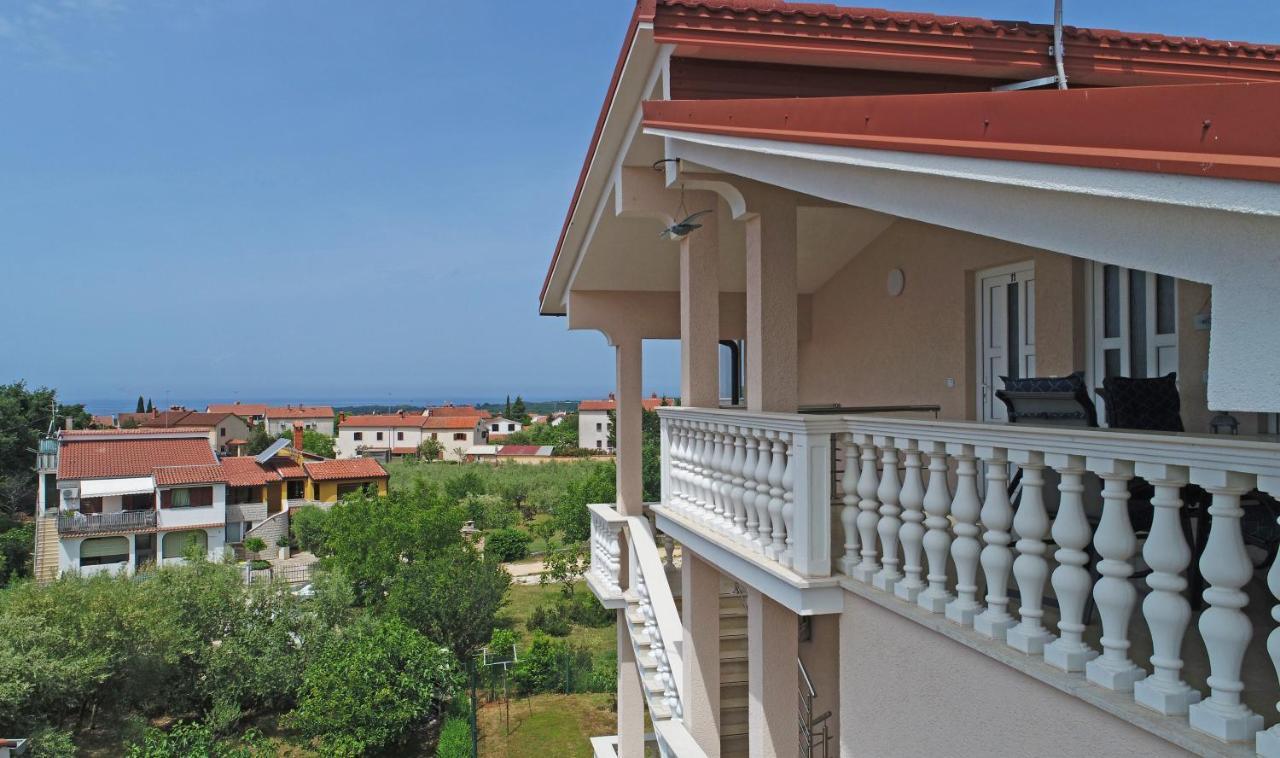 Apartments Elin Sofia Poreč Extérieur photo