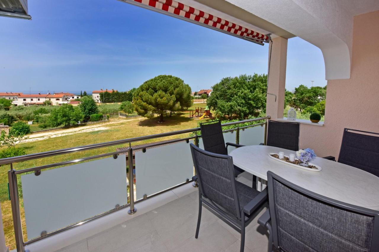Apartments Elin Sofia Poreč Extérieur photo